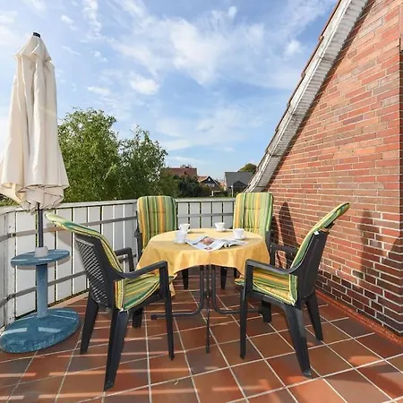 Smutje Mit Balkon Apartment
