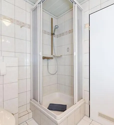 Апартаменты Smutje Mit Balkon Бензерзиль